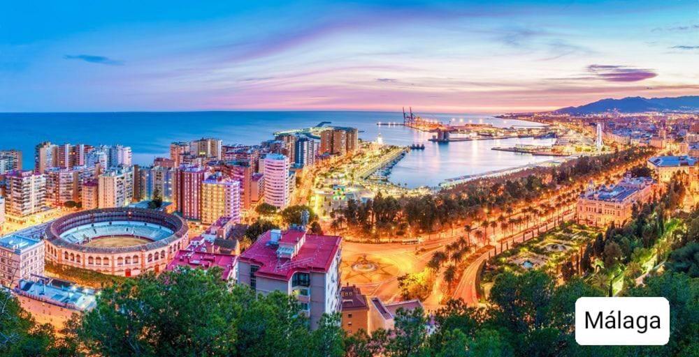 Apartamento Ohana, Costa Del Sol Алгаробо-Коста Екстериор снимка